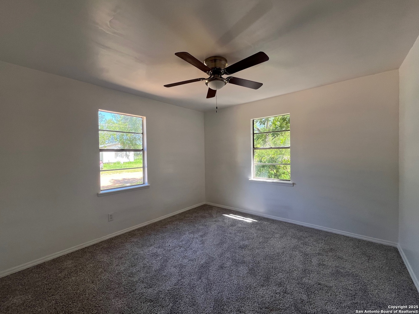 130 N Trevino Pearsall TX 78061