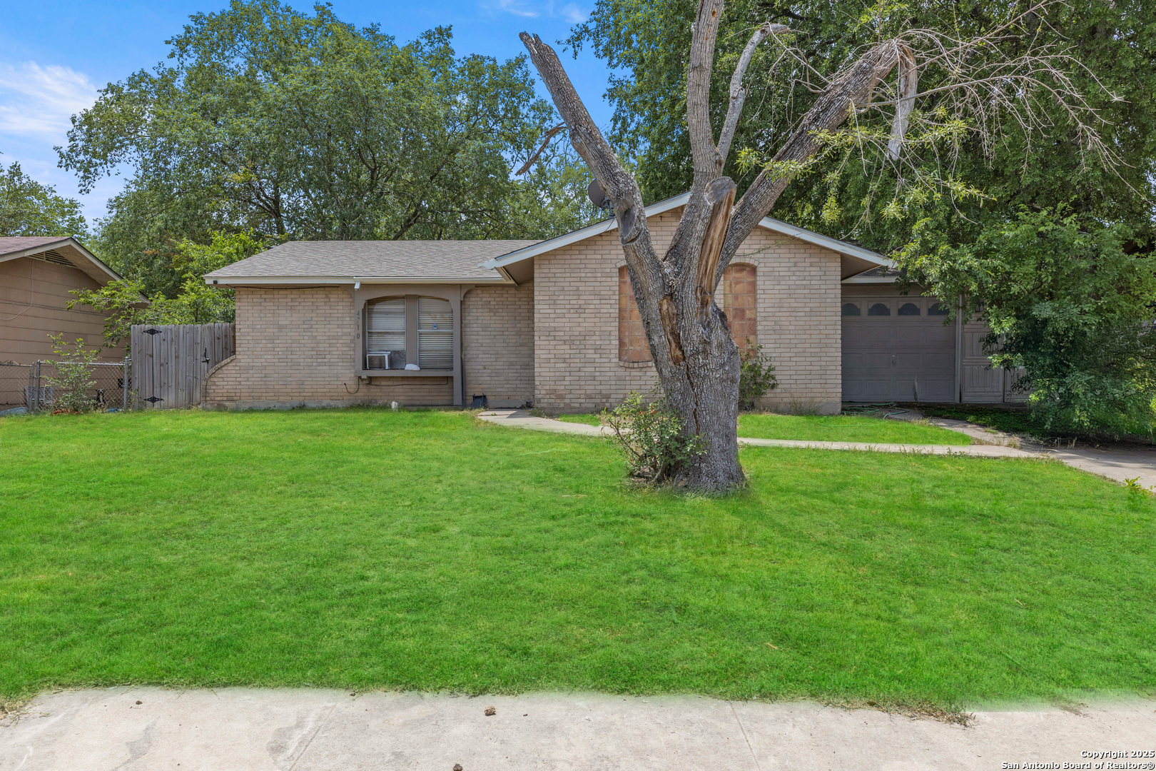 4710 Casa Espana Street San Antonio TX 78233