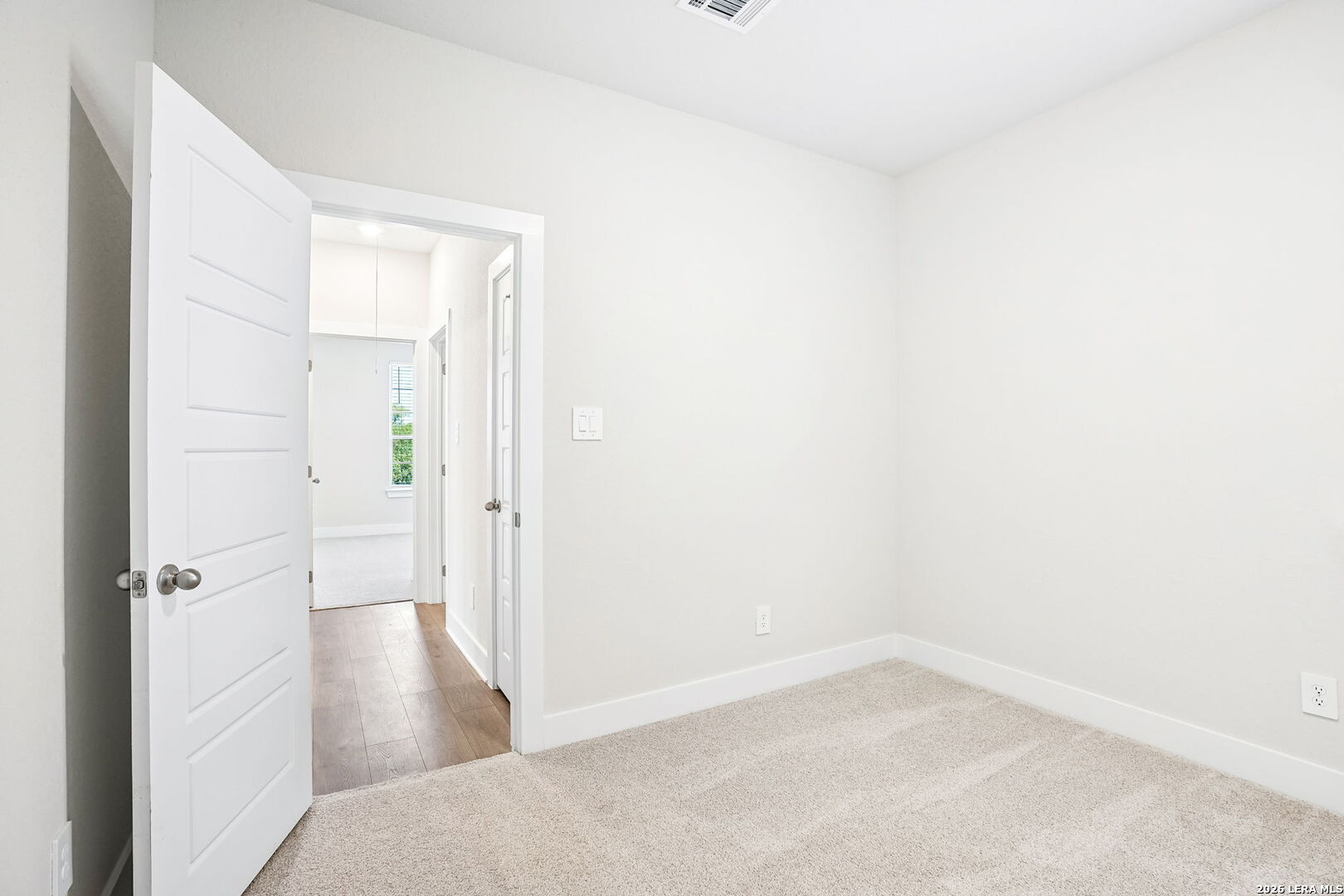 15843 Comanche Owl San Antonio TX 78233