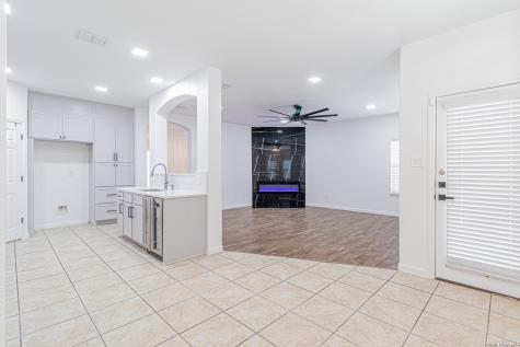 1003 Atkins Bay San Antonio TX 78245