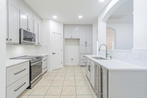 1003 Atkins Bay San Antonio TX 78245