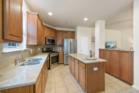 1711 Mountain San Antonio TX 78258