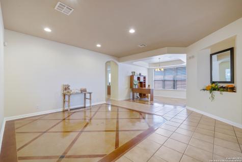 1711 Mountain San Antonio TX 78258