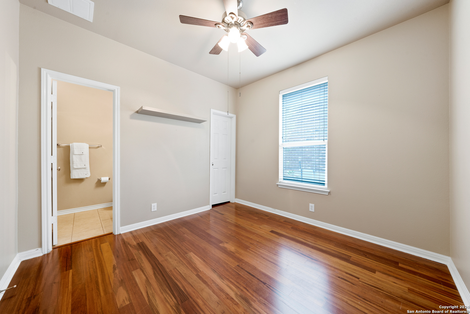 1711 Mountain San Antonio TX 78258