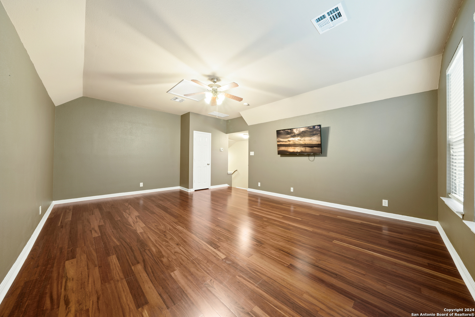 1711 Mountain San Antonio TX 78258