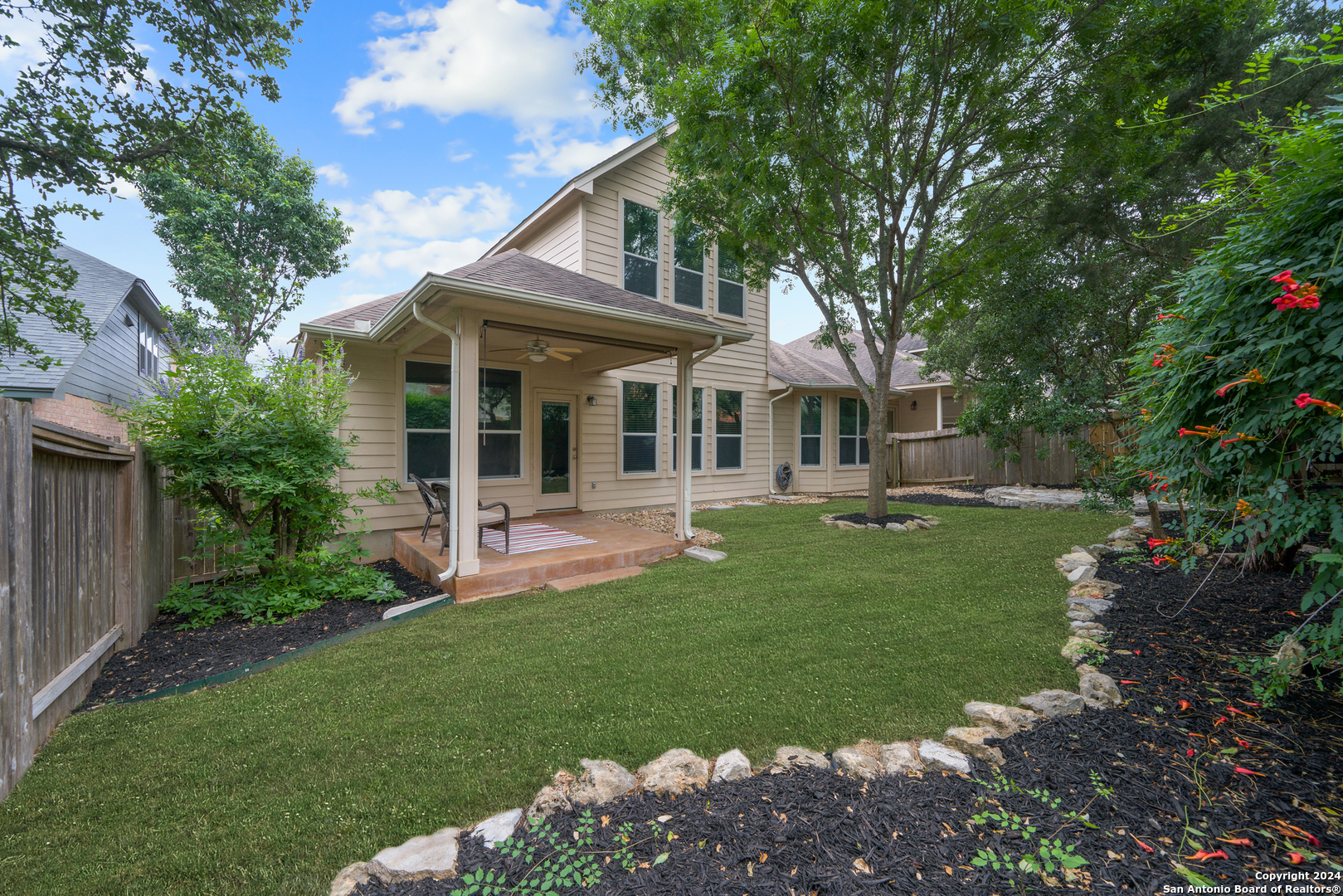 1711 Mountain San Antonio TX 78258