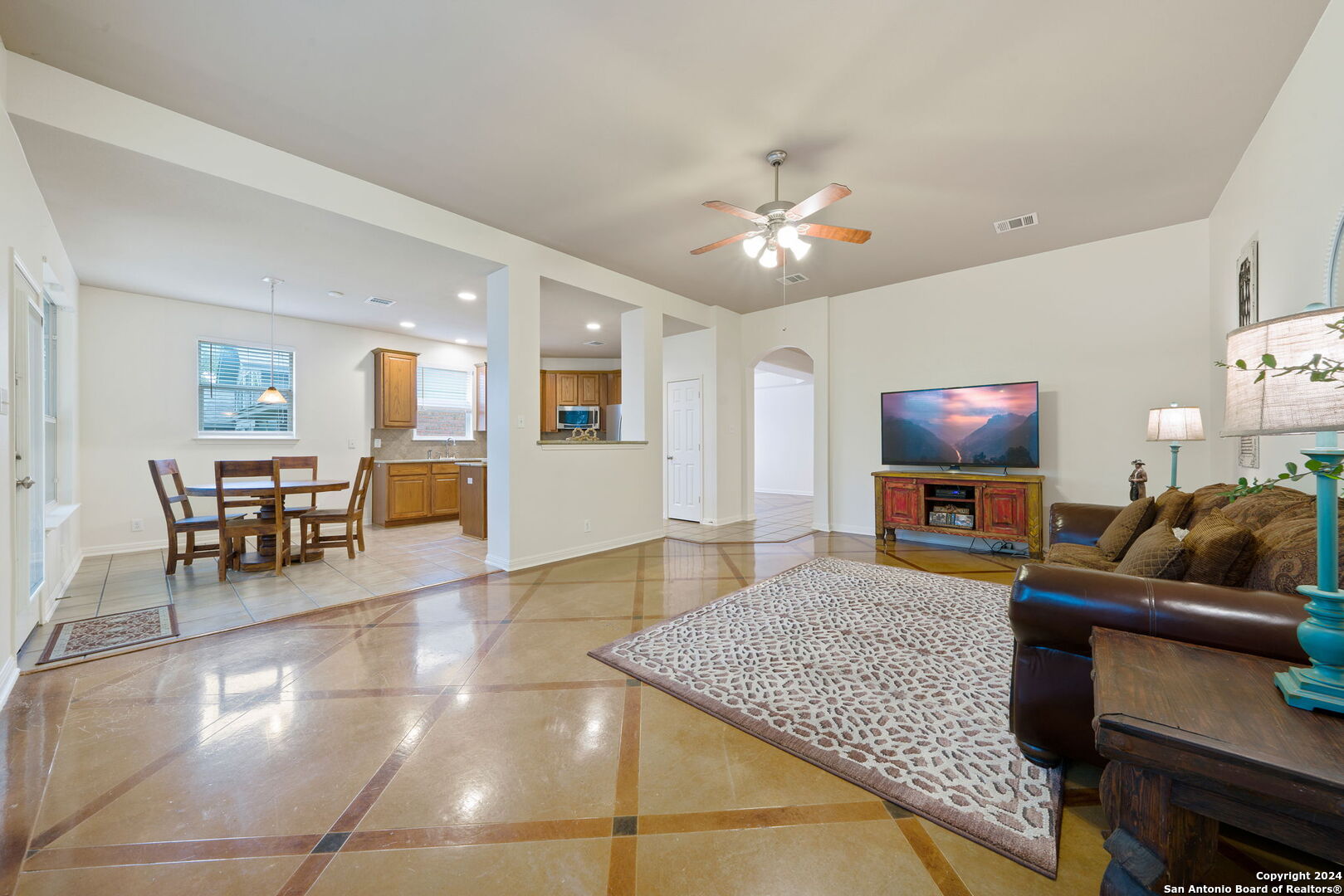 1711 Mountain San Antonio TX 78258