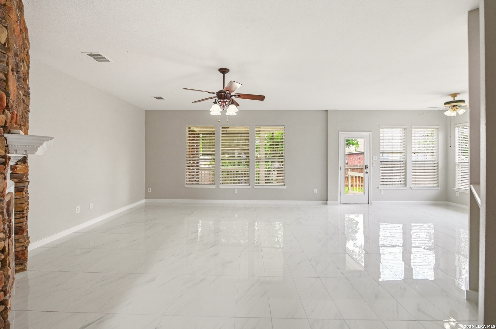 406 Primavera Loop Kyle TX 78640