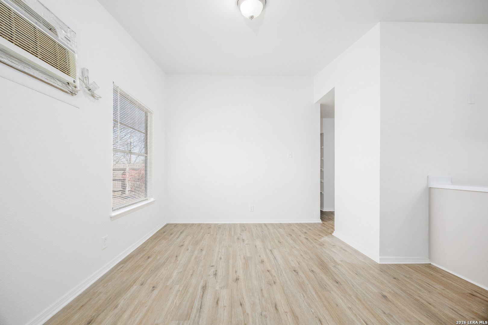 5119 Village Crest San Antonio TX 78218