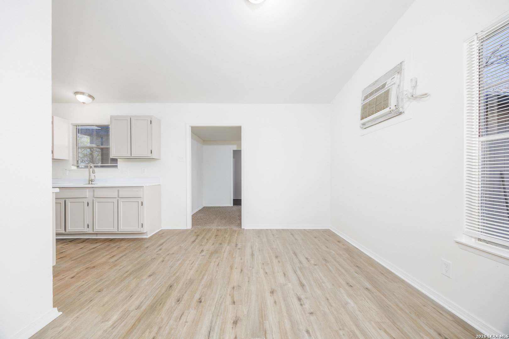 5119 Village Crest San Antonio TX 78218