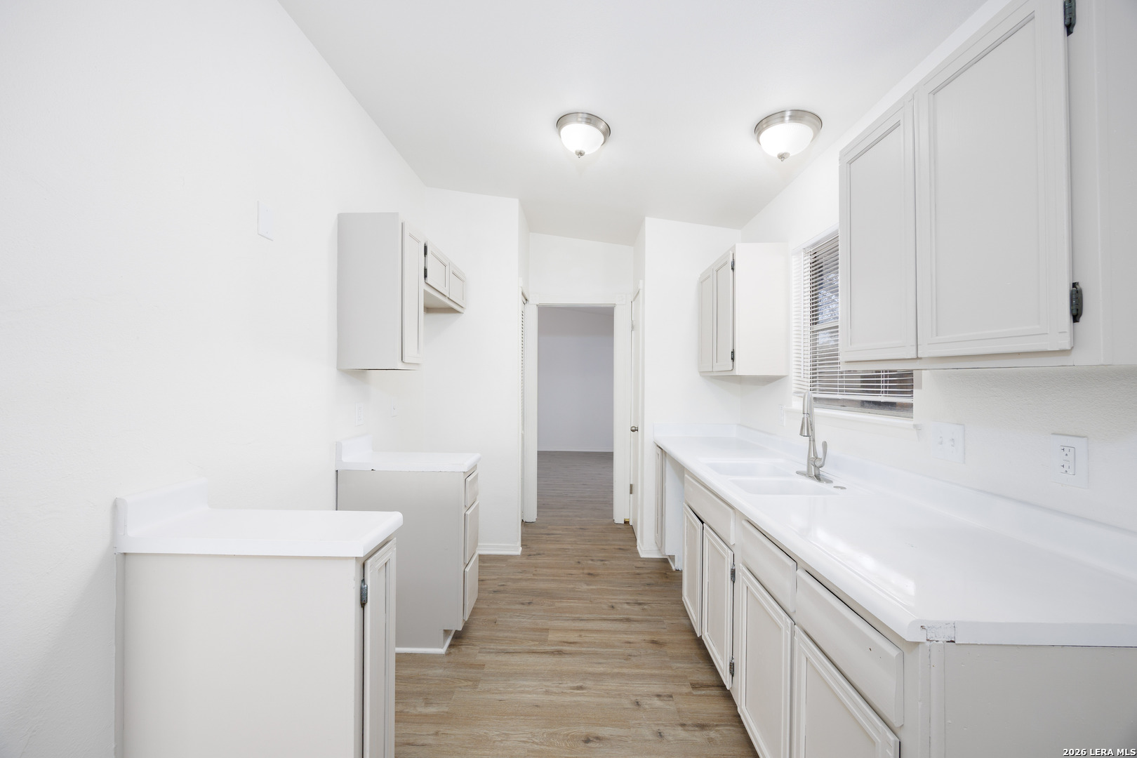 5119 Village Crest San Antonio TX 78218