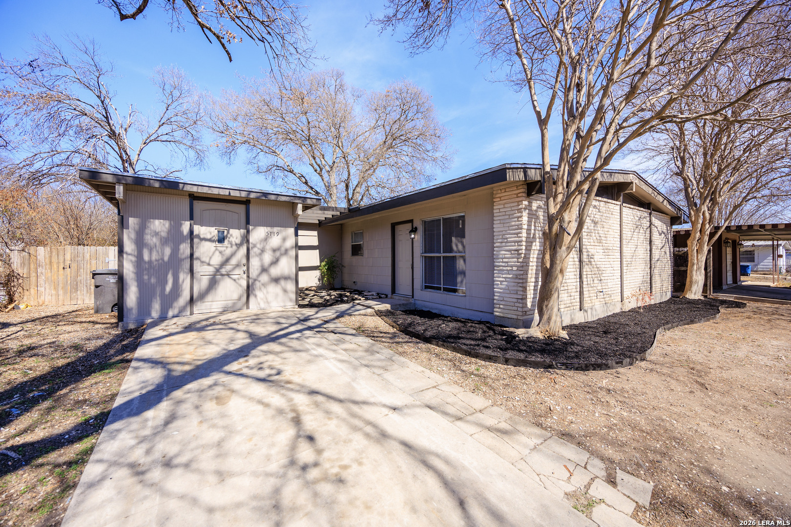 5119 Village Crest San Antonio TX 78218