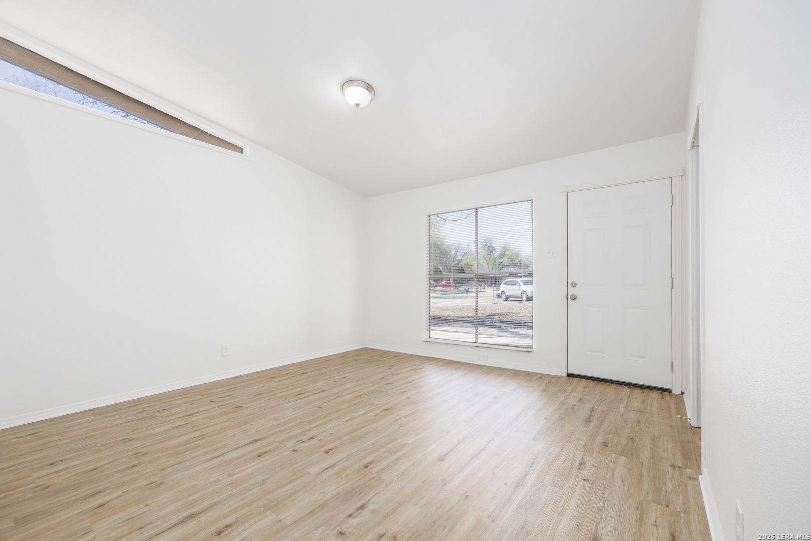 5119 Village Crest San Antonio TX 78218