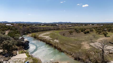 344 Buckskin Bandera TX 78003
