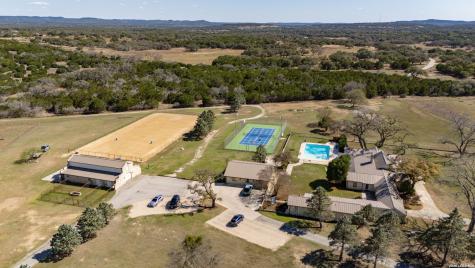 344 Buckskin Bandera TX 78003