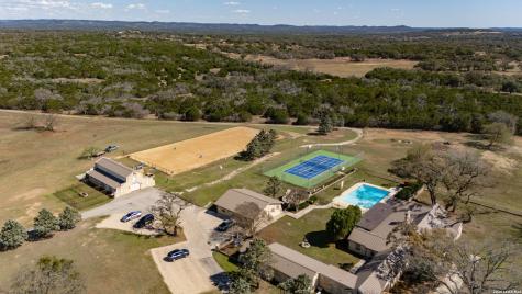 344 Buckskin Bandera TX 78003