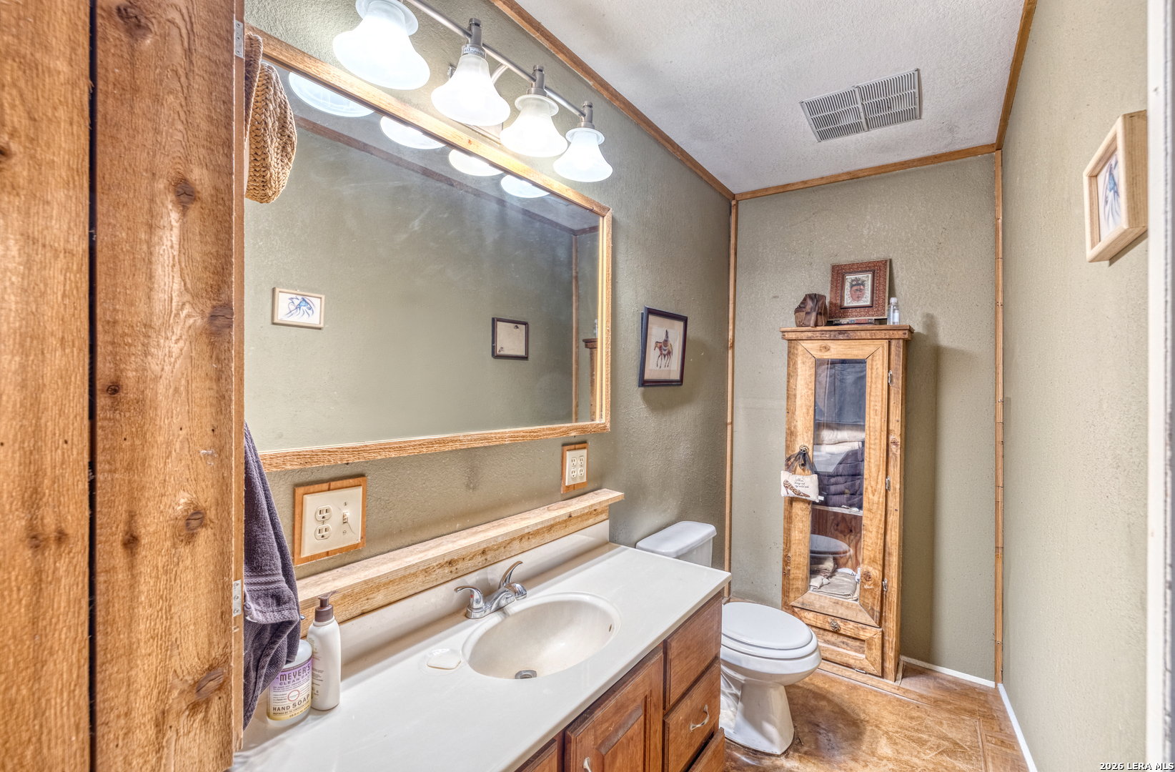 247 Marsh Uvalde TX 78801