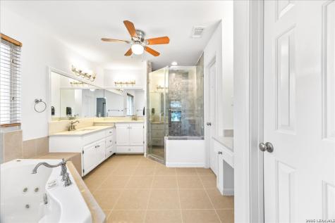 5919 Windy Cove Windcrest TX 78239