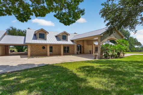 2234 Us Highway 90 Castroville TX 78009