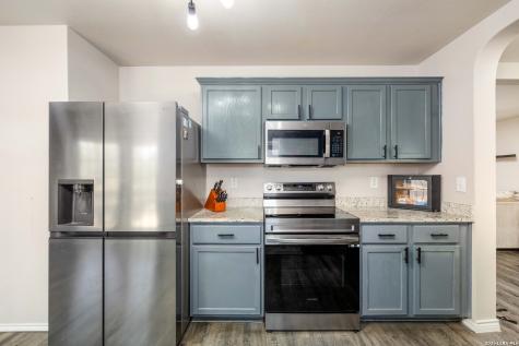 6914 Caribou San Antonio TX 78244