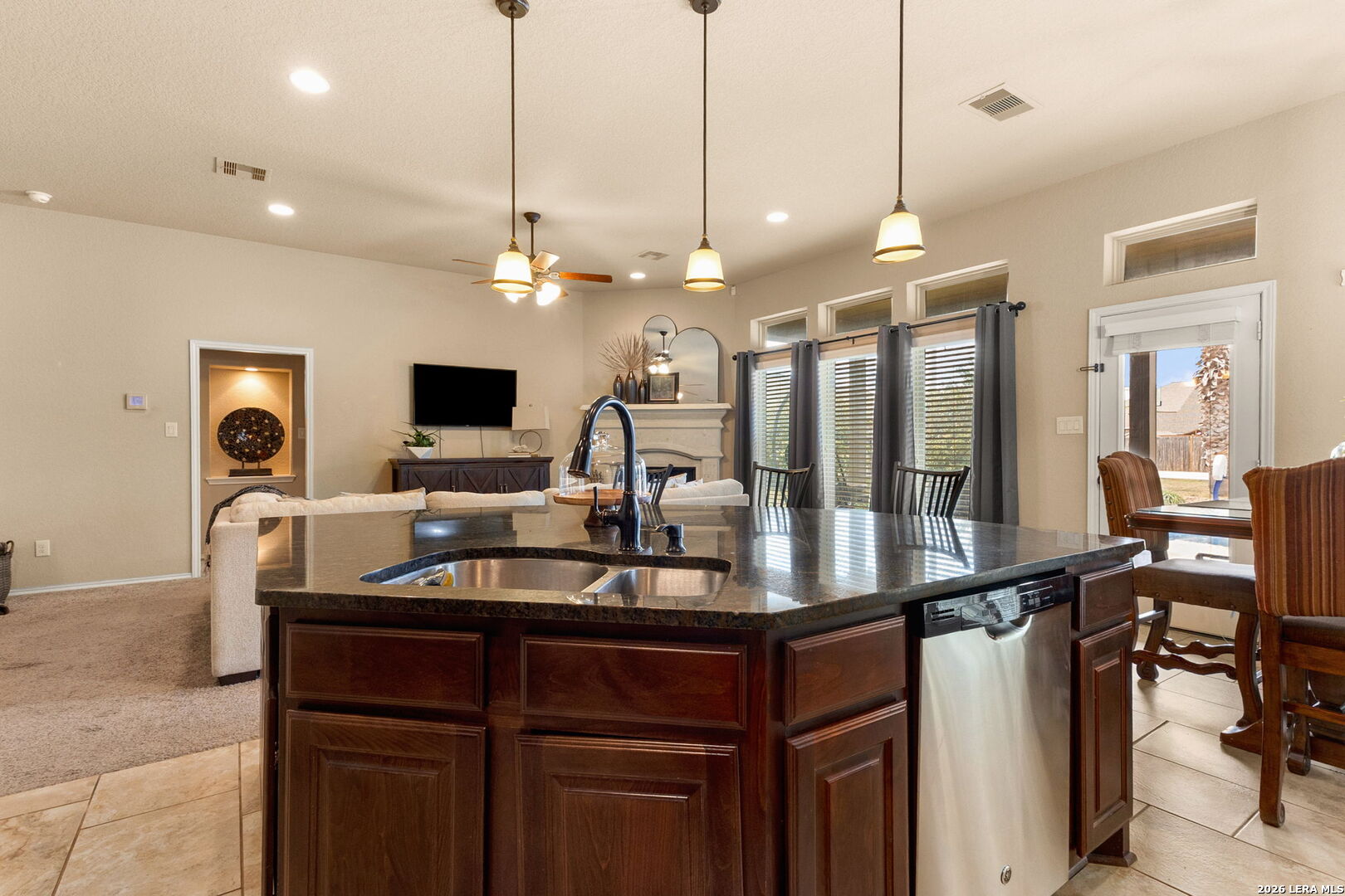 2194 Pioneer Pass Seguin TX 78155