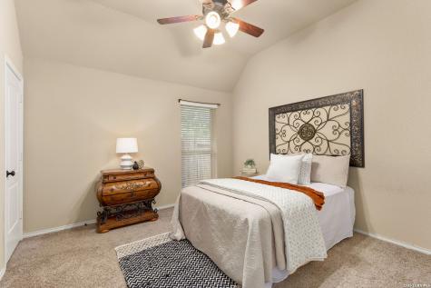 2194 Pioneer Pass Seguin TX 78155