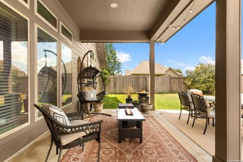 2194 Pioneer Pass Seguin TX 78155
