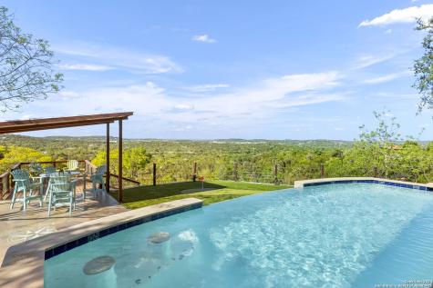 3033 Ridge Crossing Bulverde TX 78163