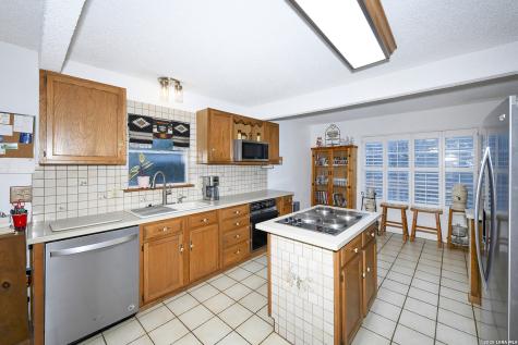 315 White Oak Canyon Lake TX 78133