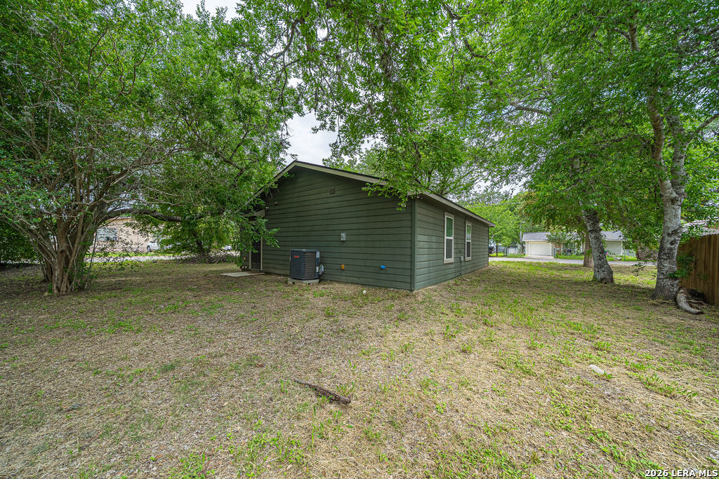 229 Virginia Street Pleasanton TX 78064
