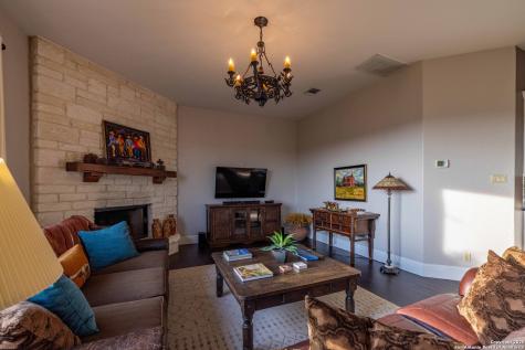 302 Paradise Point Drive Boerne TX 78006