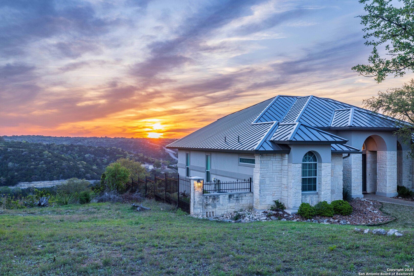 302 Paradise Point Drive Boerne TX 78006