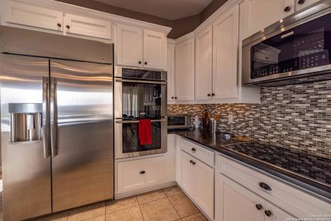 302 Paradise Point Drive Boerne TX 78006