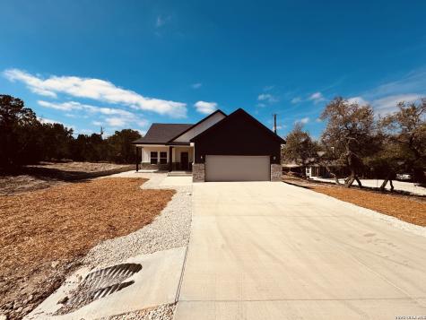 1736 Stallion Springs Fischer TX 78623