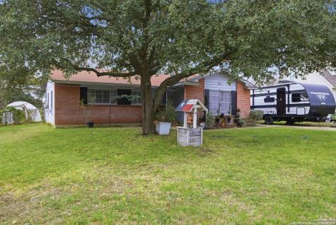 846 Horseshoe Trail Universal City TX 78148
