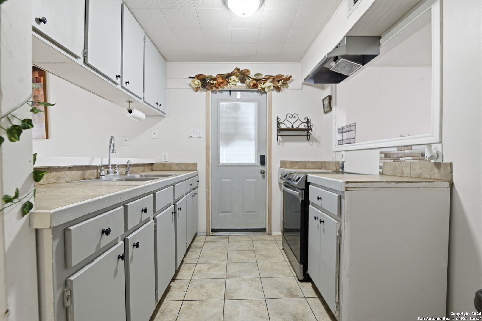 846 Horseshoe Trail Universal City TX 78148