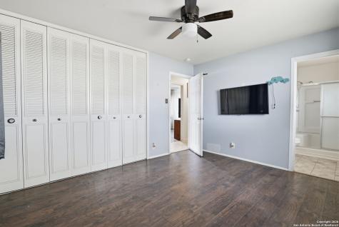846 Horseshoe Trail Universal City TX 78148