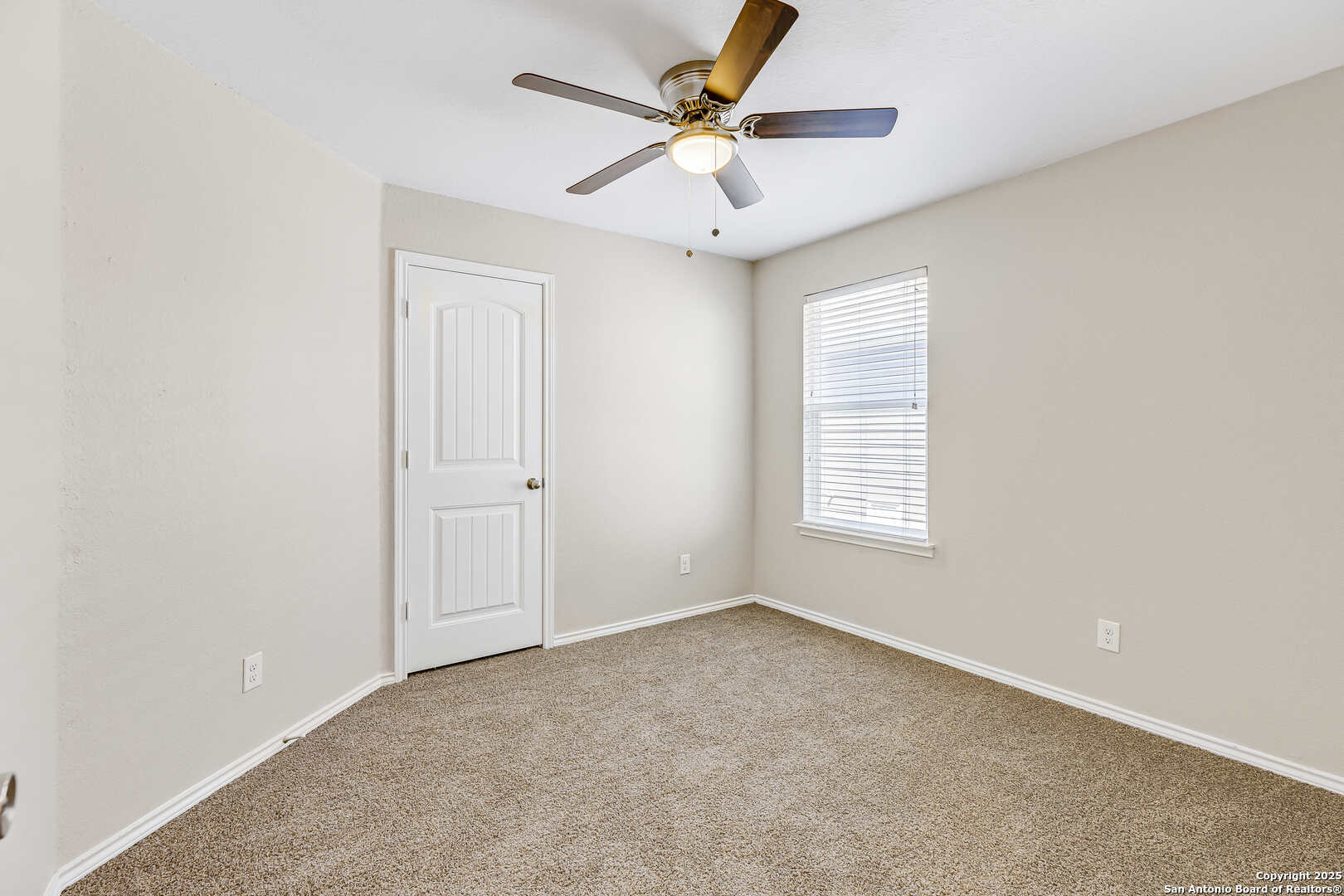 5614 Medina Farm San Antonio TX 78222