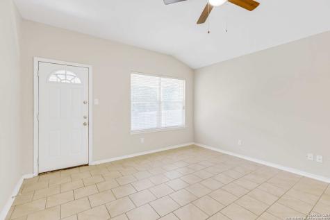 5614 Medina Farm San Antonio TX 78222