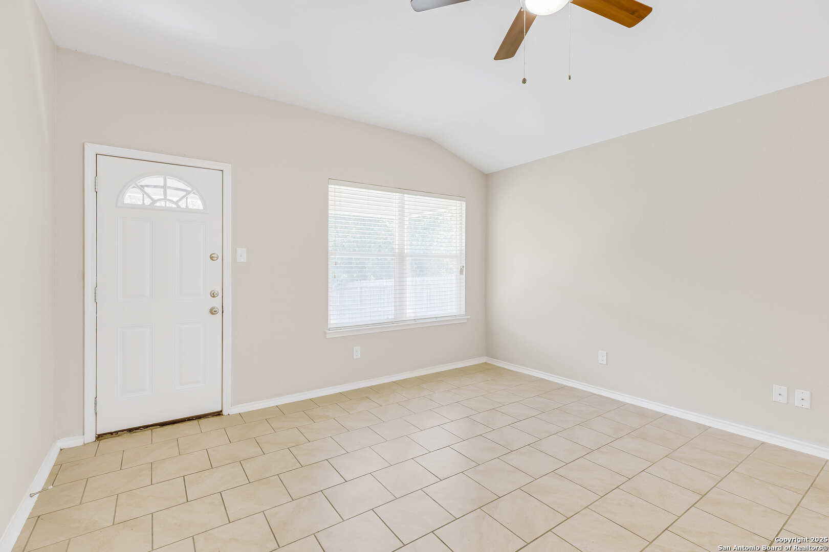 5614 Medina Farm San Antonio TX 78222