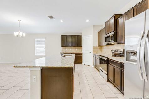 5614 Medina Farm San Antonio TX 78222