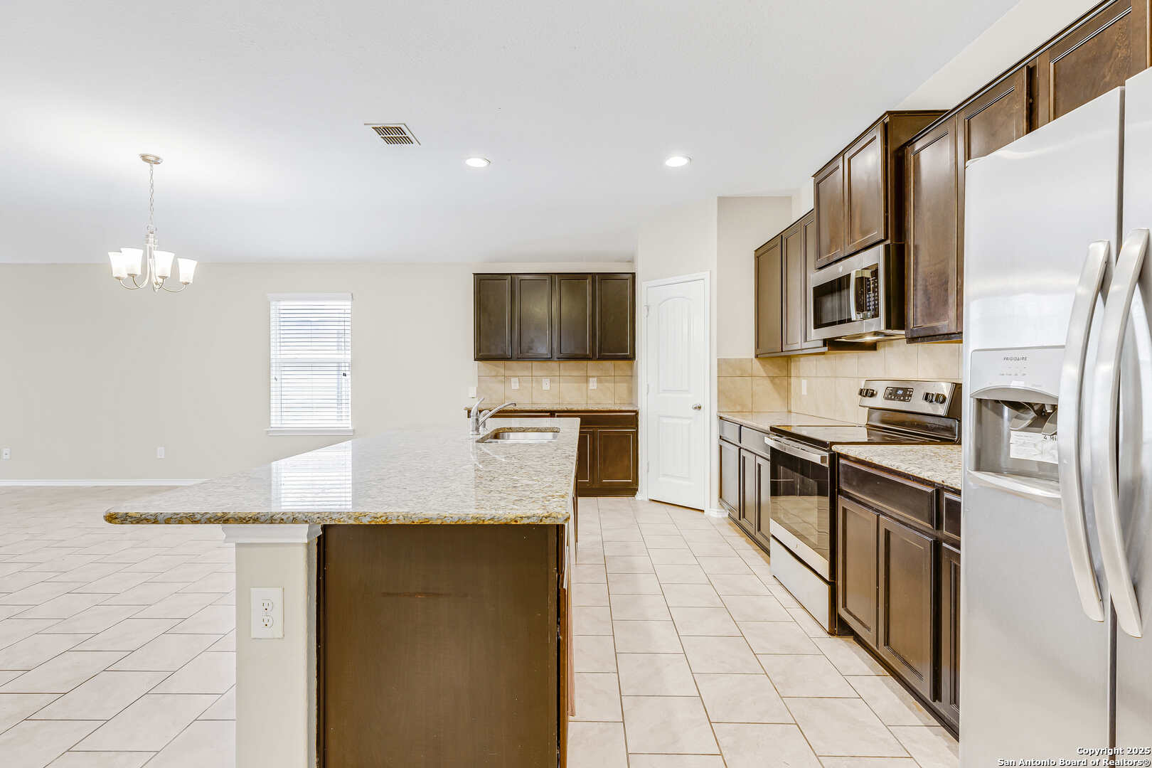 5614 Medina Farm San Antonio TX 78222