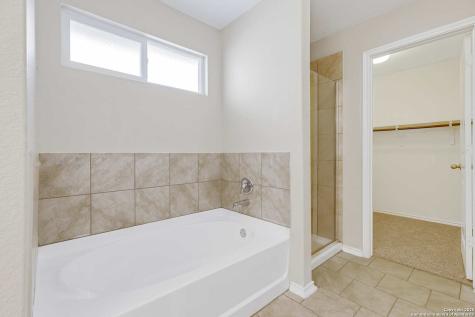 5614 Medina Farm San Antonio TX 78222