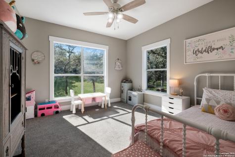 14460 Santa Loma Helotes TX 78023