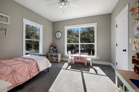 14460 Santa Loma Helotes TX 78023