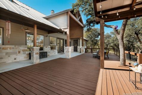 14460 Santa Loma Helotes TX 78023