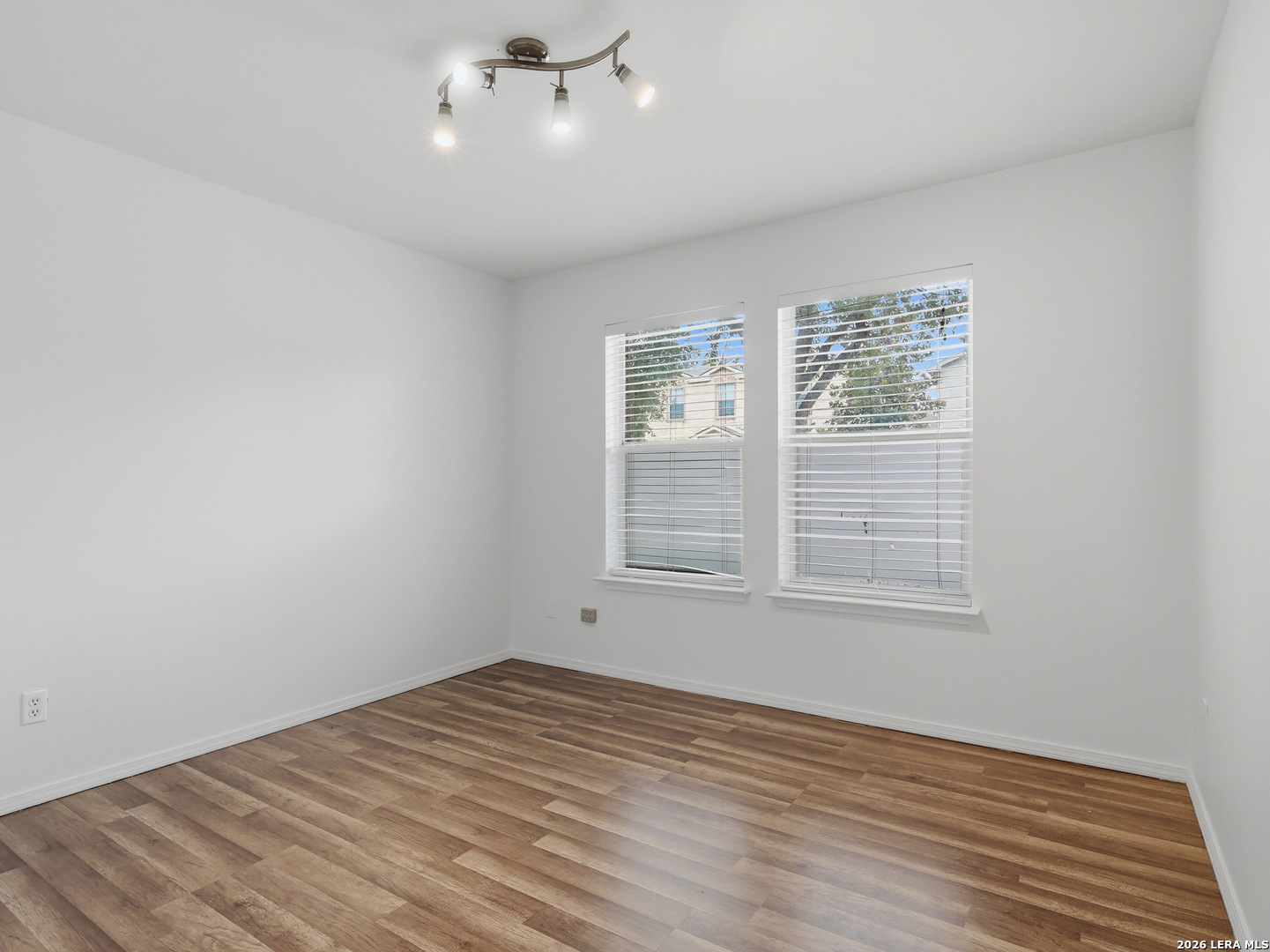 2215 Mission View San Antonio TX 78223