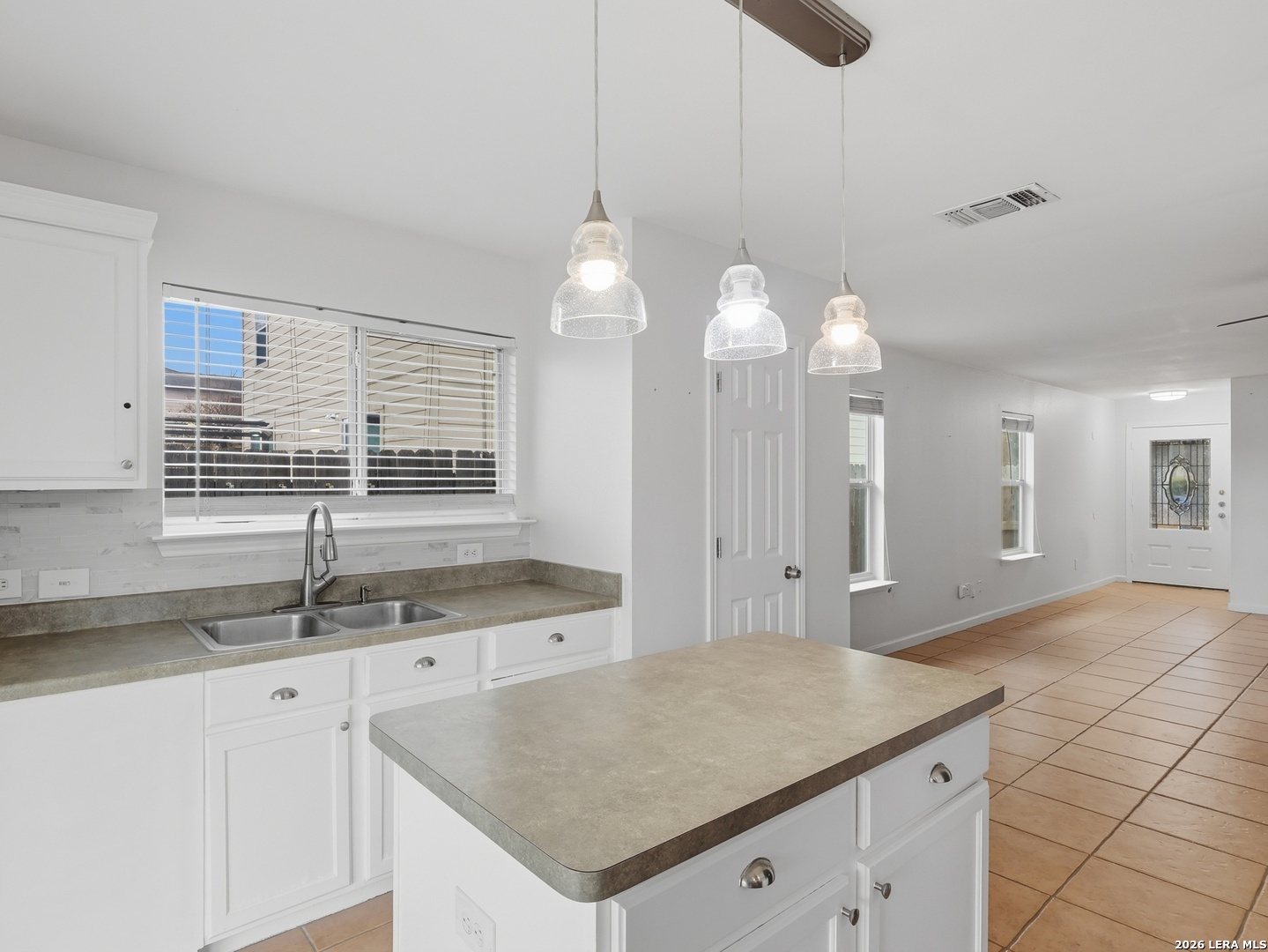 2215 Mission View San Antonio TX 78223