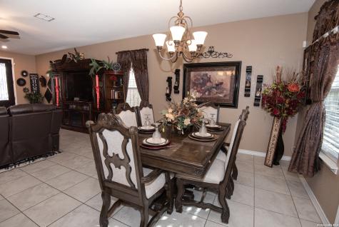 9643 Pleasanton Bluff San Antonio TX 78221