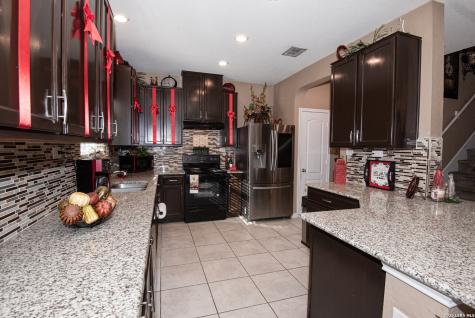 9643 Pleasanton Bluff San Antonio TX 78221